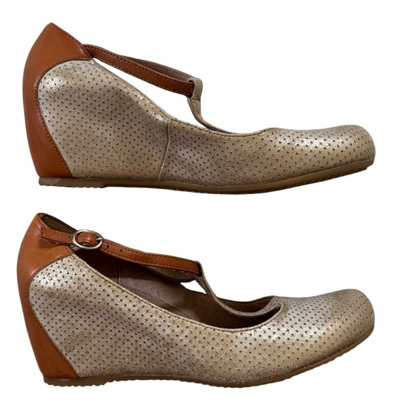 Sundance T-Strap Maryjane Wedge metallic bronze nubuck and cognac leather 39 - Picture 6 of 16